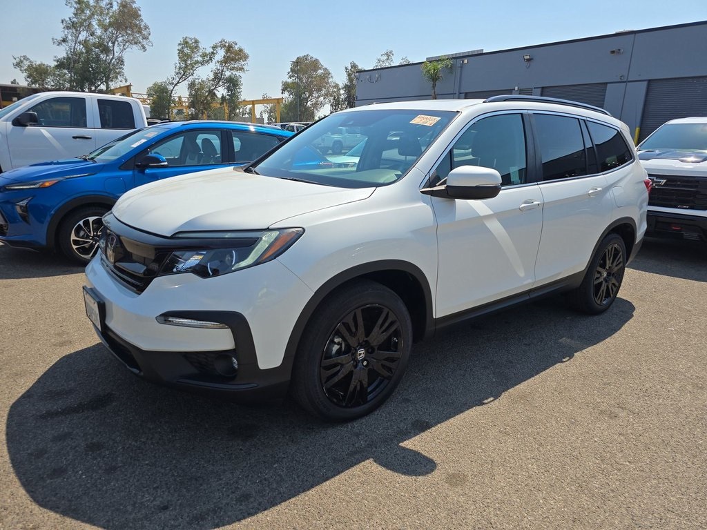 2021 Honda Pilot Special Edition photo 2