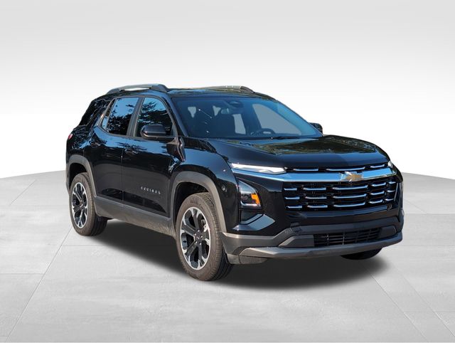 2025 Chevrolet Equinox LT photo 3