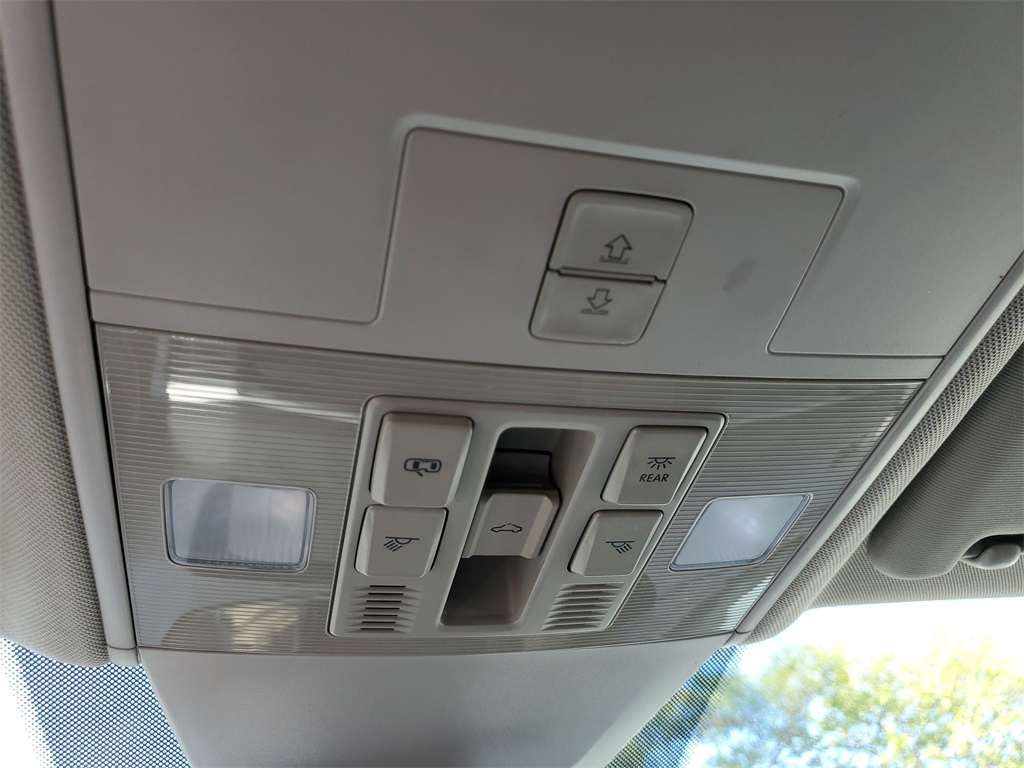 2018 Volkswagen Atlas SEL photo 28