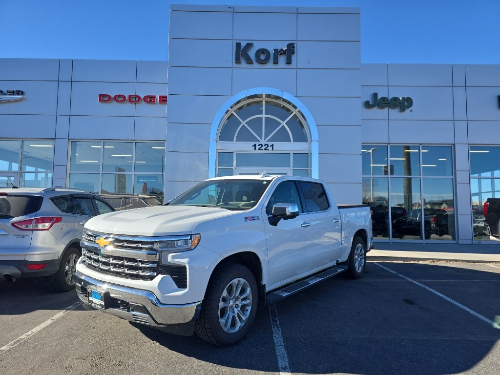 2022 Chevrolet Silverado 1500 LTZ's photo