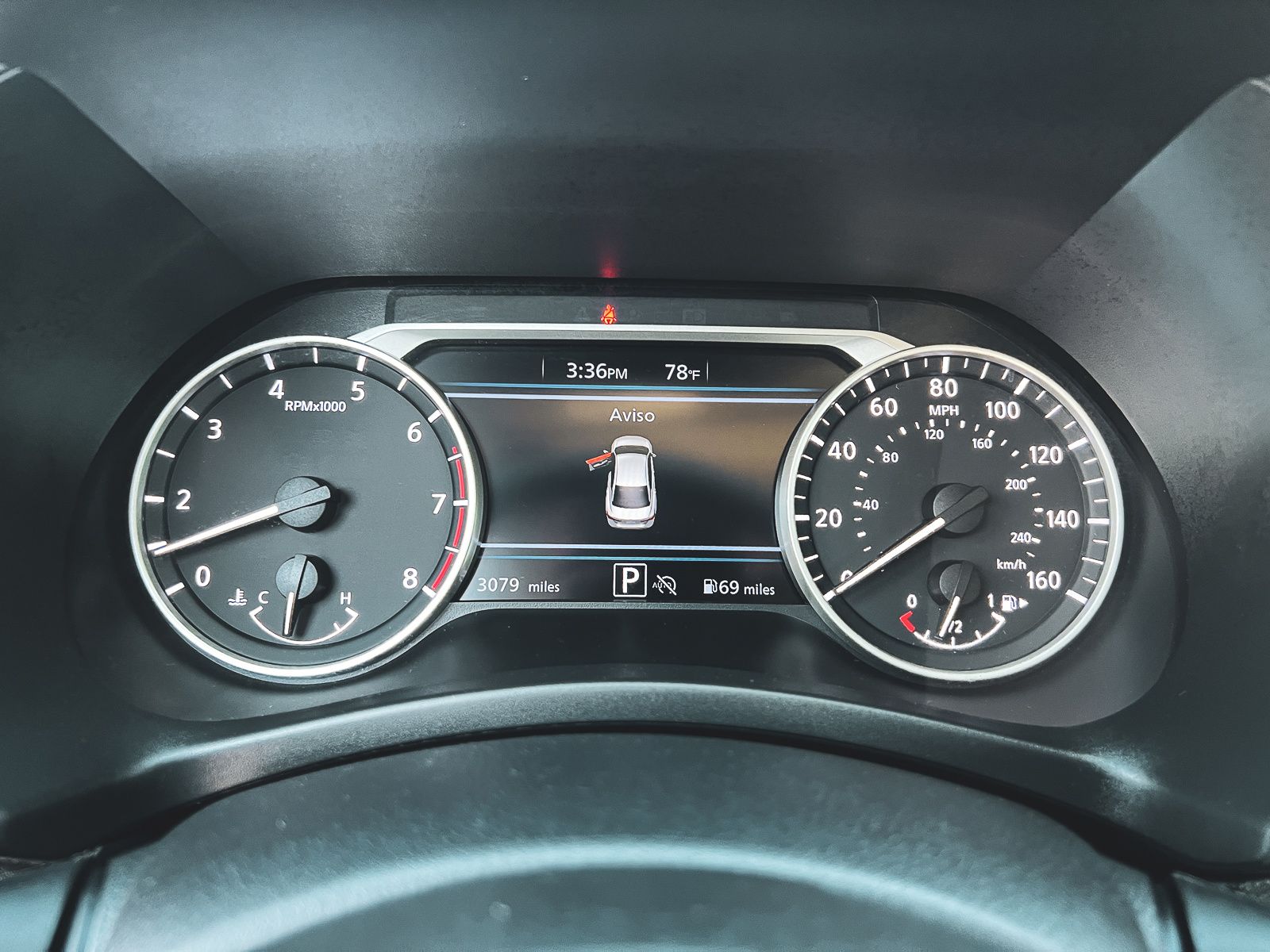 2025 Nissan Sentra SR photo 14