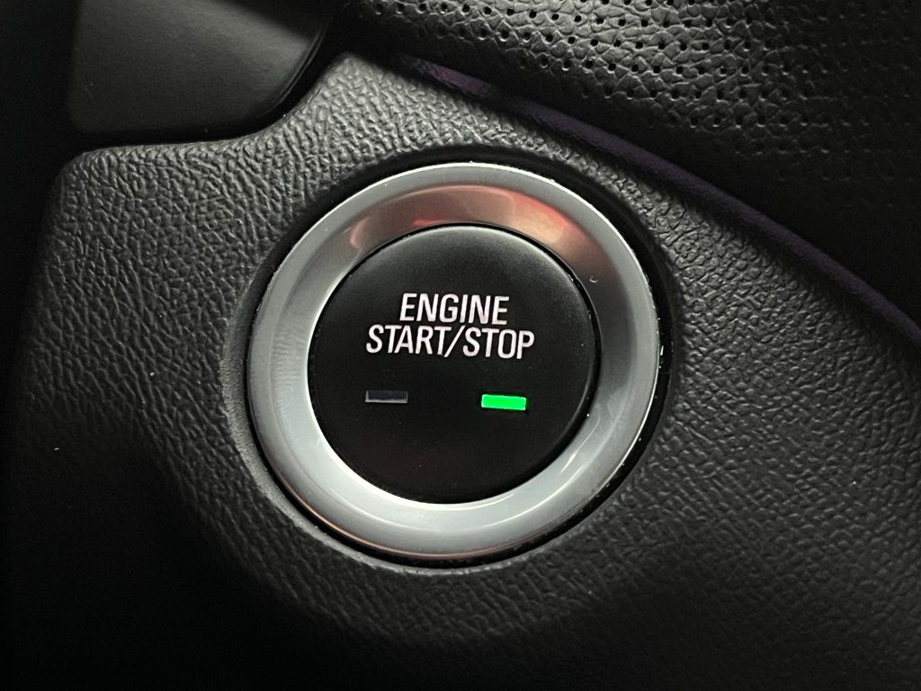 2020 Chevrolet Equinox Premier photo 3