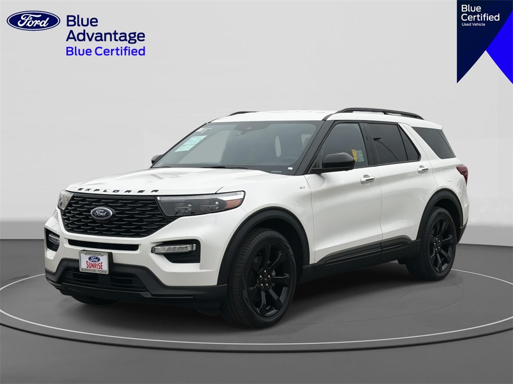 2023 Ford Explorer ST-LINE's photo