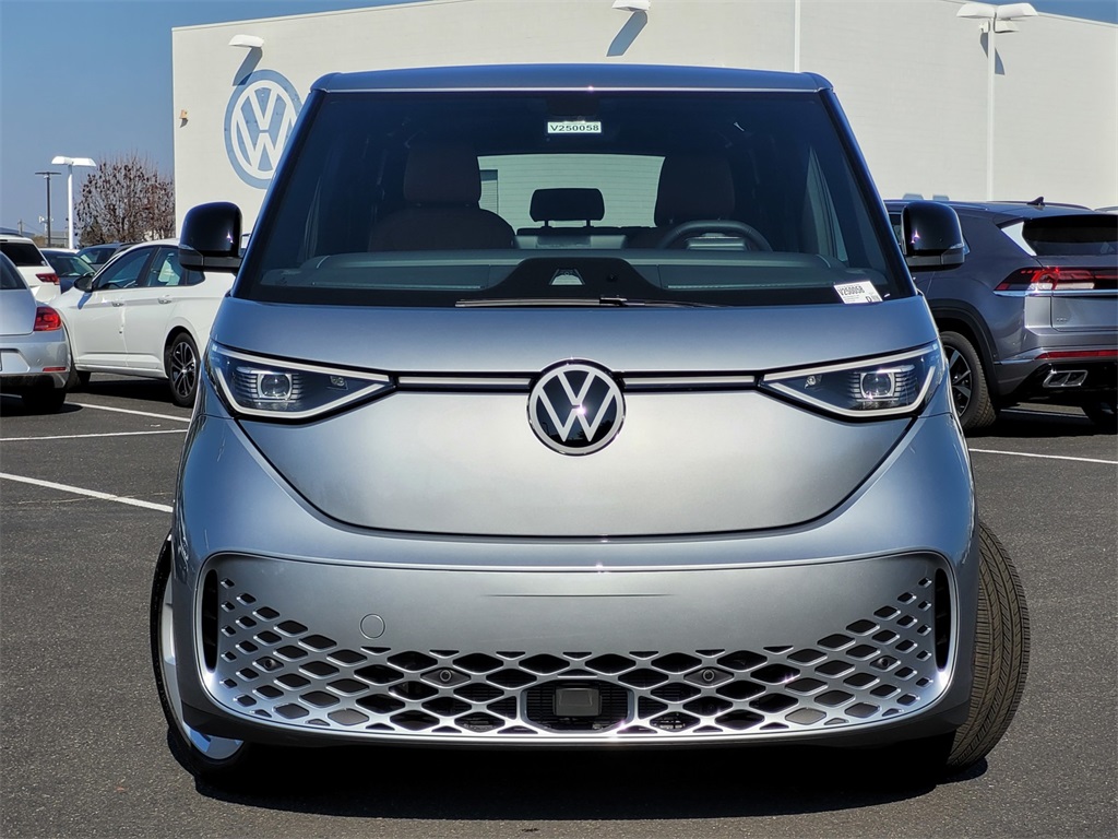2025 Volkswagen ID. Buzz Pro S photo 2