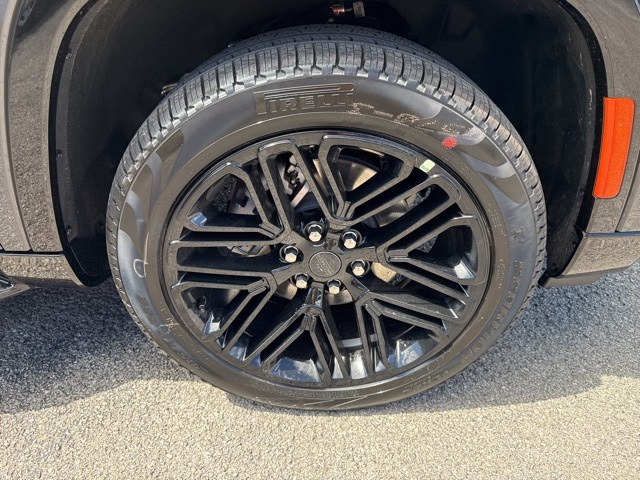 2025 Jeep Wagoneer L Series II Carbide photo 11