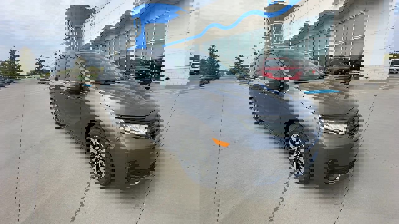 2026 Honda Odyssey EX-L photo 2
