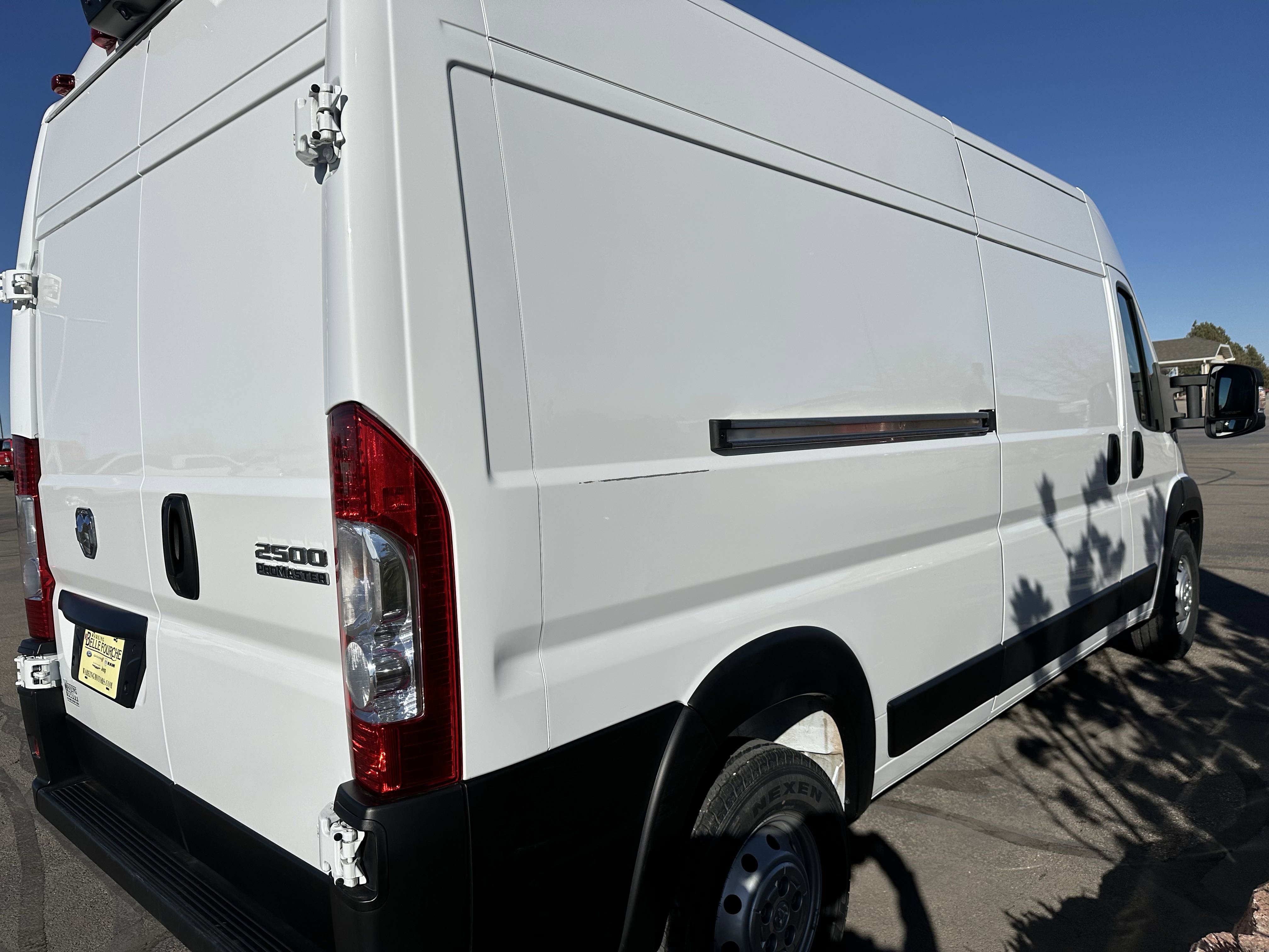 2023 Ram ProMaster 2500 photo 4