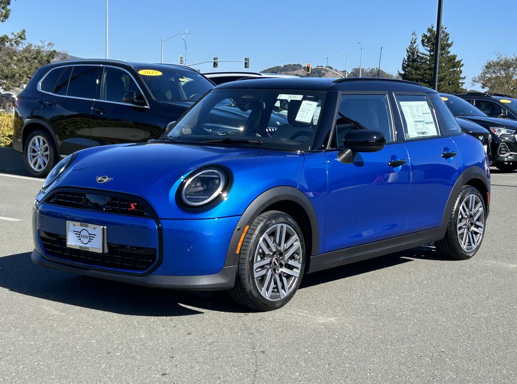 2026 MINI Hardtop 4 Door S's photo