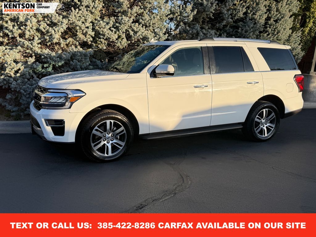 2024 Ford Expedition Limited's photo