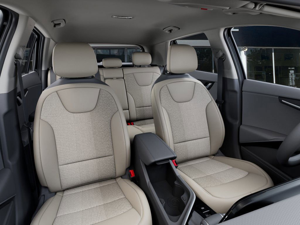 2025 Kia Niro EX photo 9