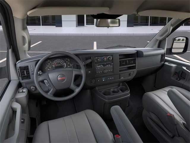 2025 Gmc Savana Cargo 2500 photo 13