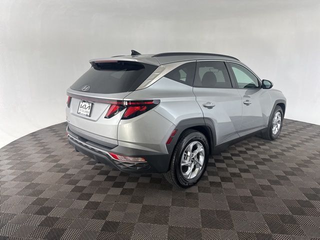 2024 Hyundai Tucson SEL photo 2
