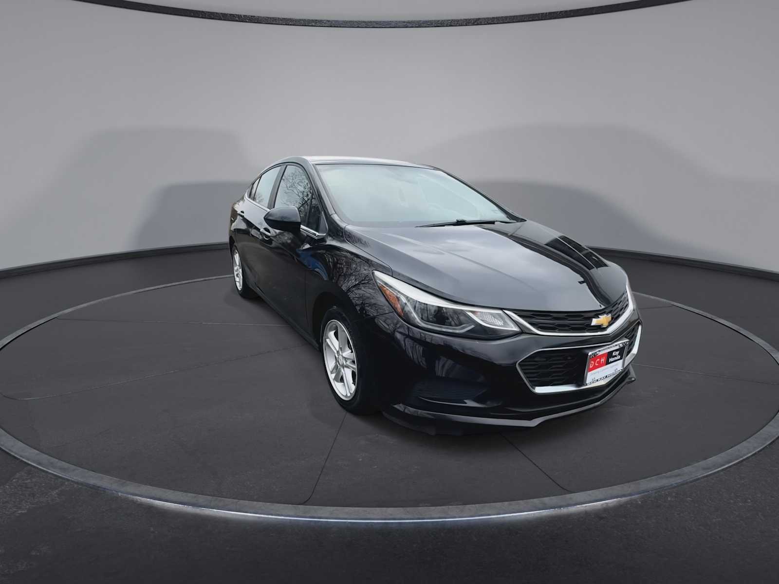 Used 2017 Chevrolet Cruze LT with VIN 1G1BE5SM9H7277880 for sale in Eatontown, NJ