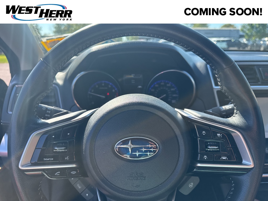 2018 Subaru Outback 3.6R Touring photo 12