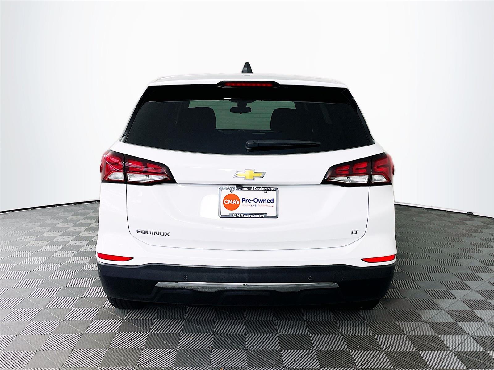 2024 Chevrolet Equinox LT photo 4