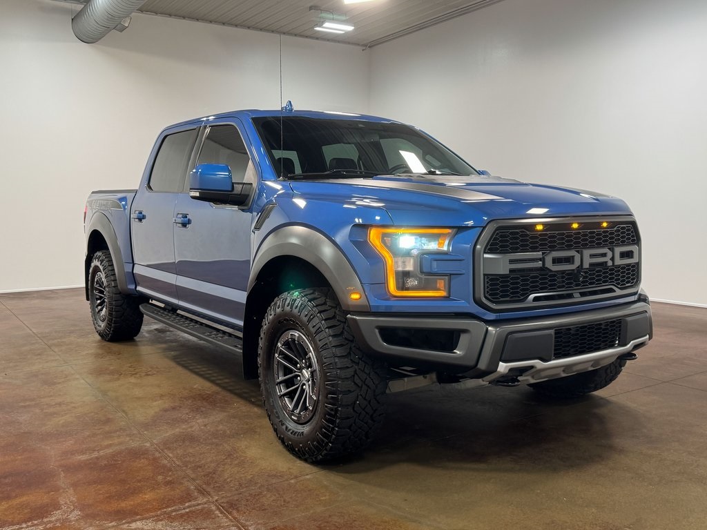 2020 Ford F-150 Raptor photo 28