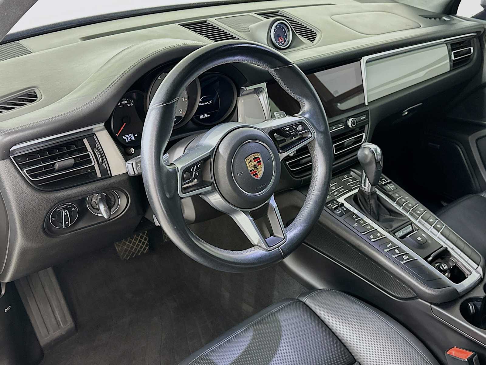 2021 Porsche Macan S photo 4