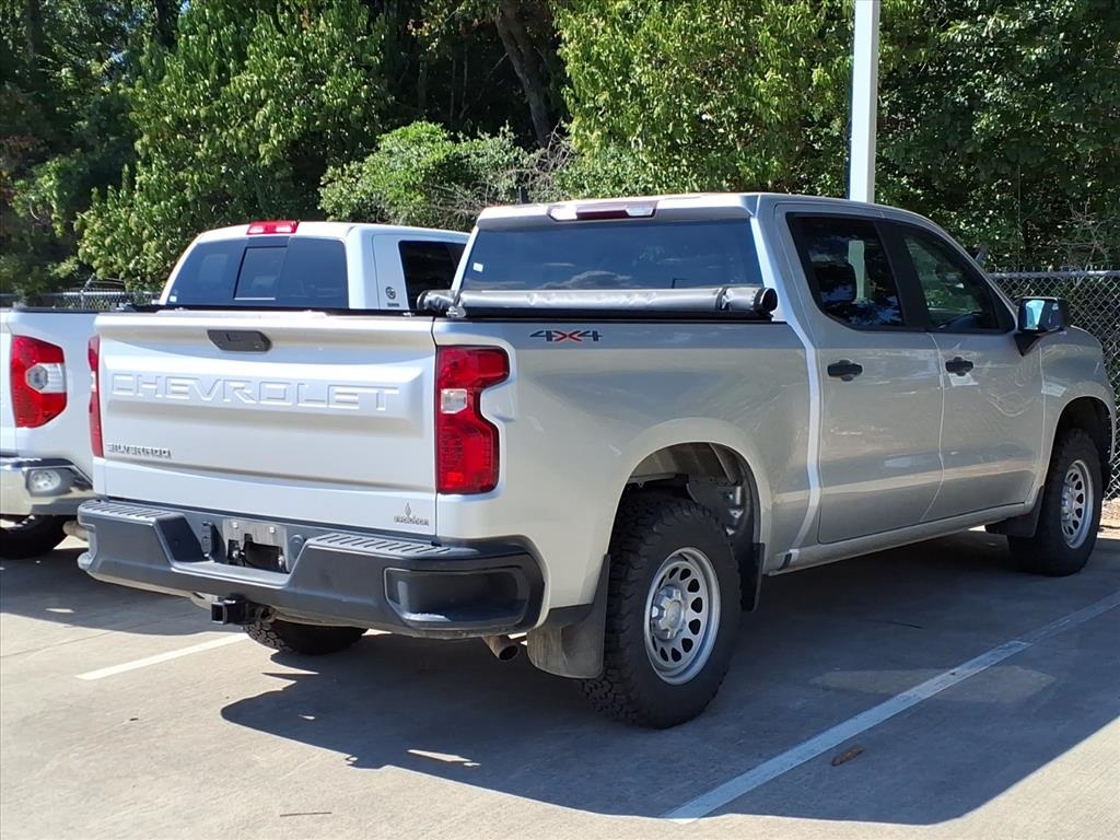 2021 Chevrolet Silverado 1500 photo 3