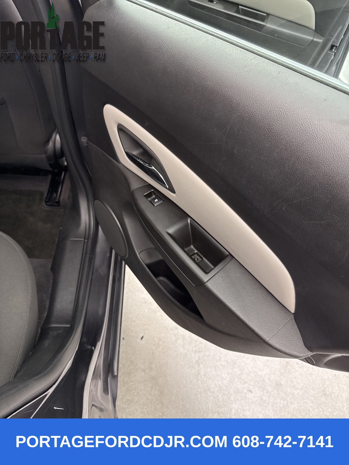 2011 Chevrolet Cruze LS photo 29