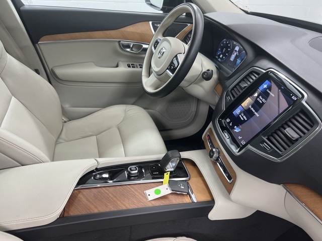 2022 Volvo XC90 Recharge T8 Inscription Expression photo 25