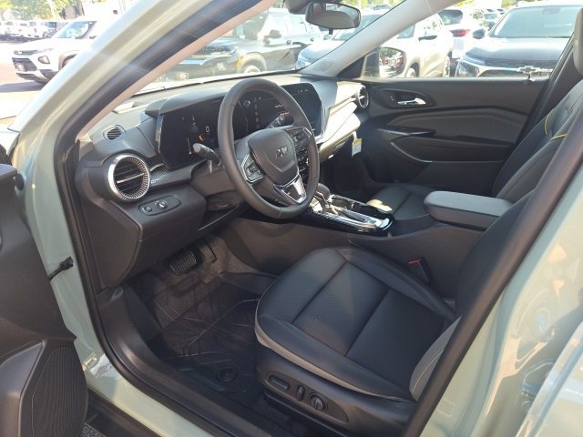 2025 Chevrolet Trax ACTIV photo 11