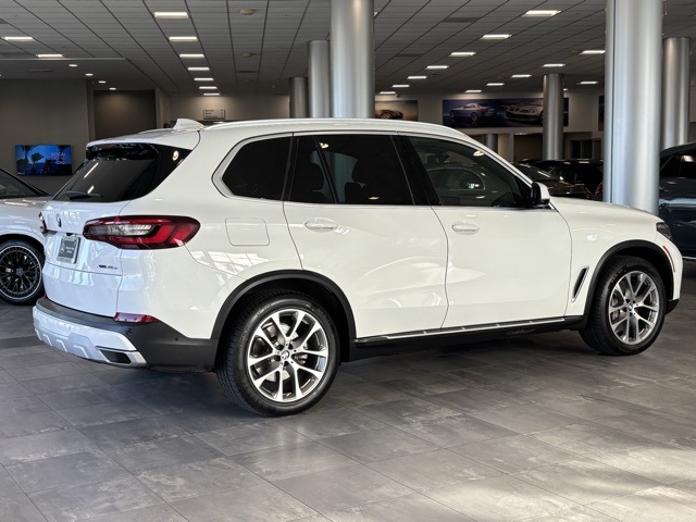 2021 Bmw X5 xDrive45e photo 3