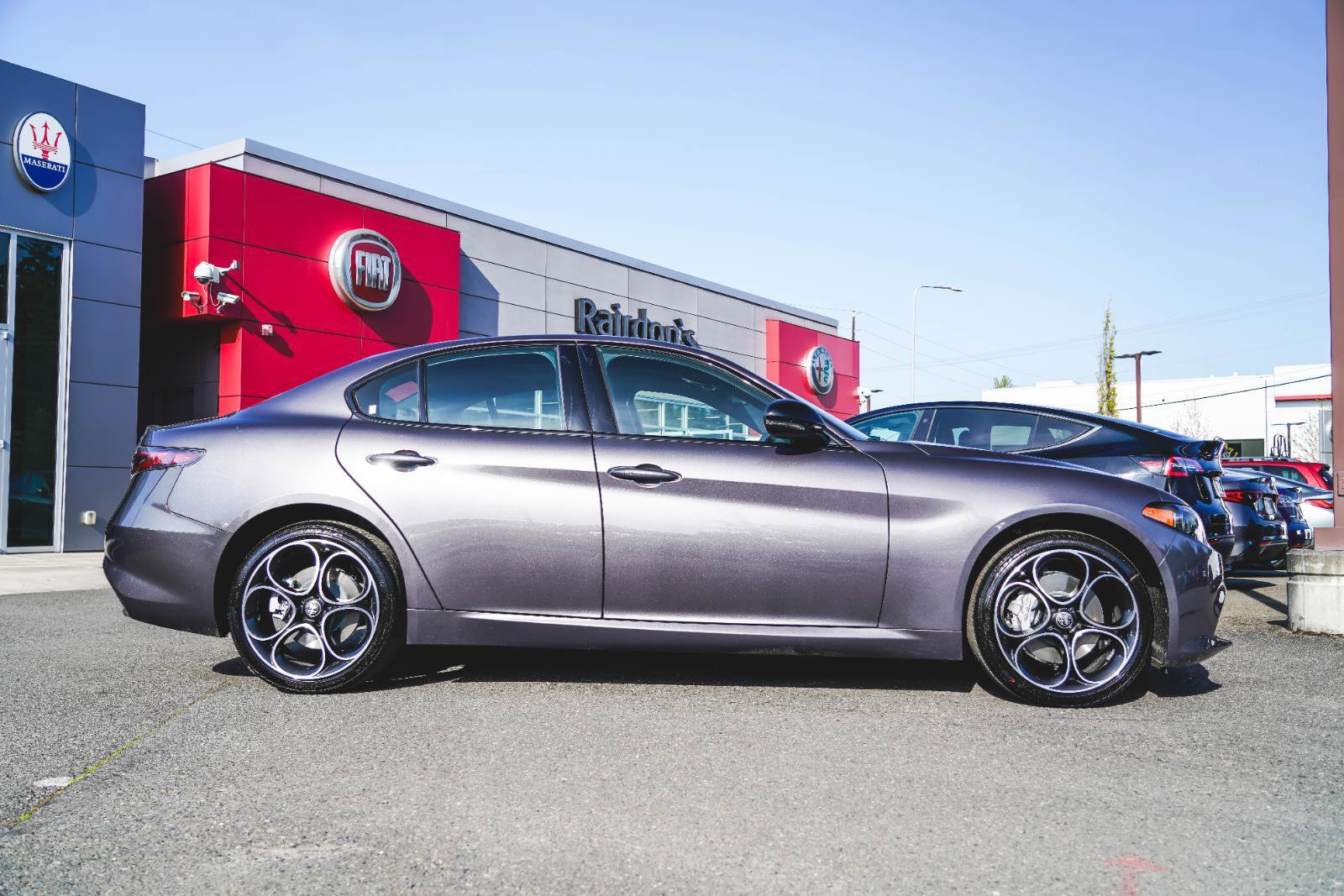 2025 Alfa Romeo Giulia Base photo 6