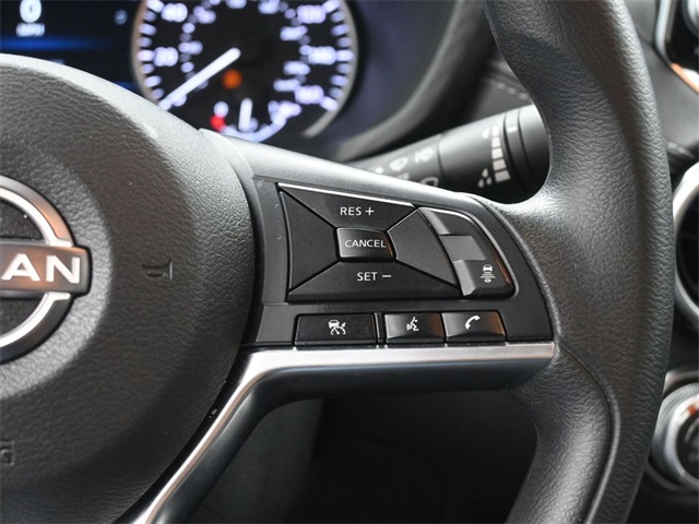 2024 Nissan Sentra SV photo 2