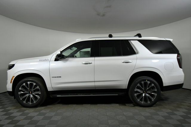 2025 Chevrolet Tahoe High Country photo 14