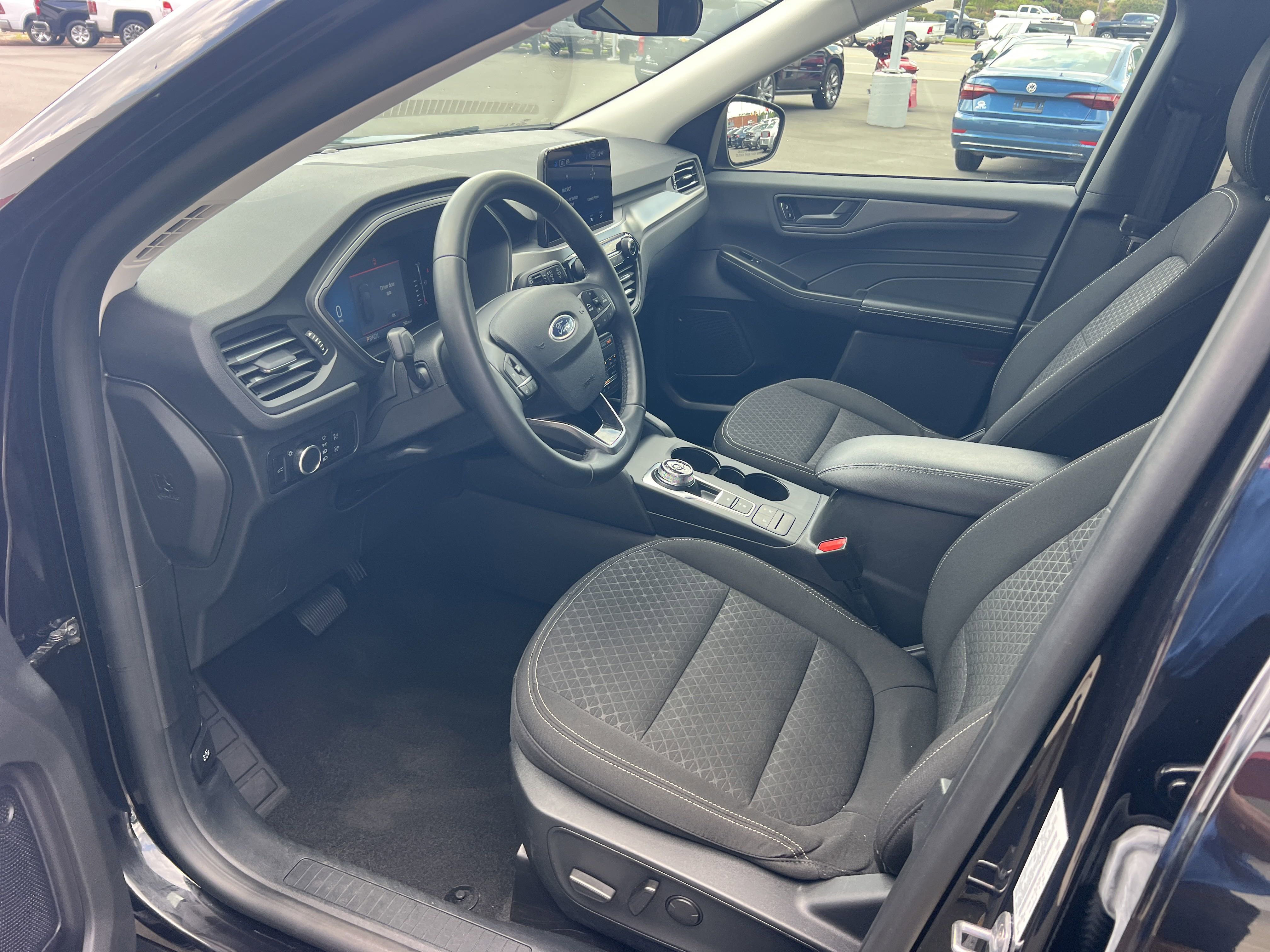 2024 Ford Escape Active photo 2
