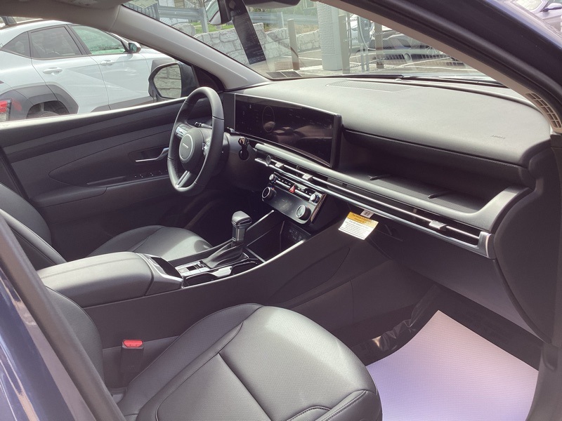 2025 Hyundai Tucson SEL Convenience photo 24