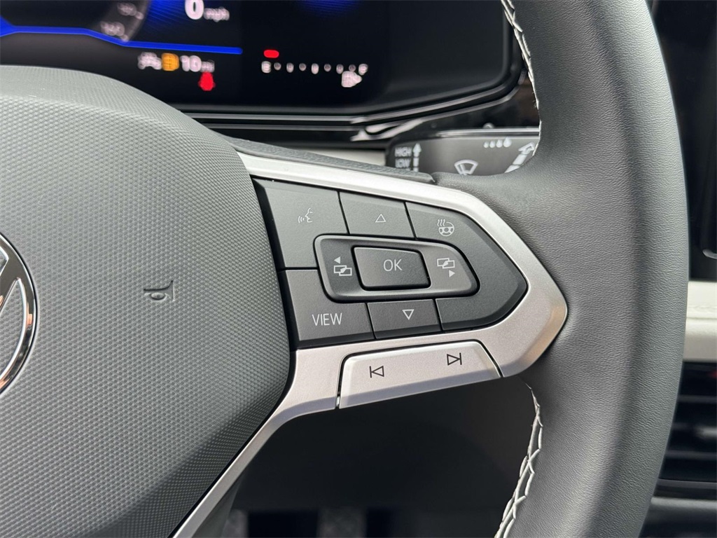 2025 Volkswagen Taos S photo 19