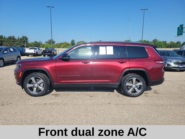 2022 Jeep Grand Cherokee Limited photo 2