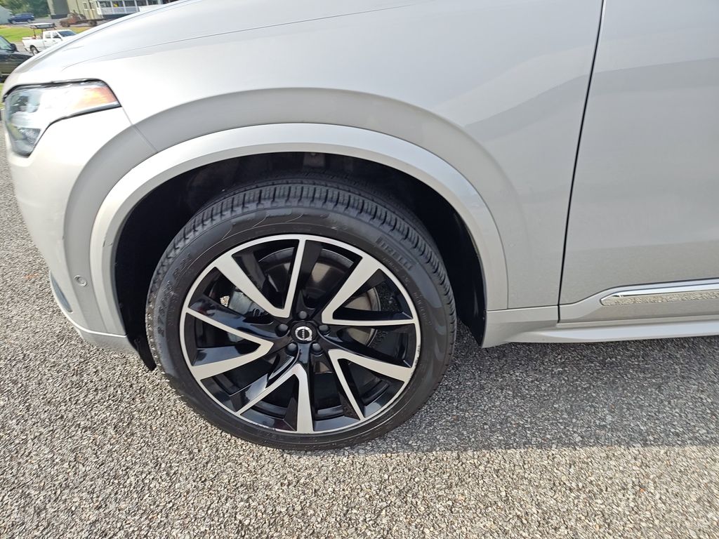 2024 Volvo XC90 Plus photo 6
