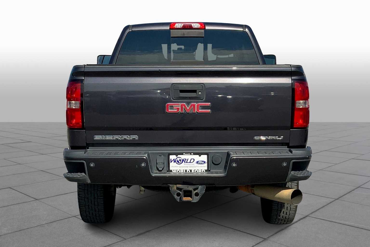 2015 Gmc Sierra 2500 HD photo 4