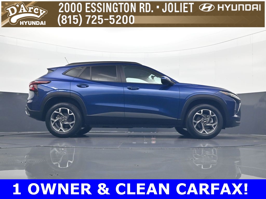 2024 Chevrolet Trax LT photo 23