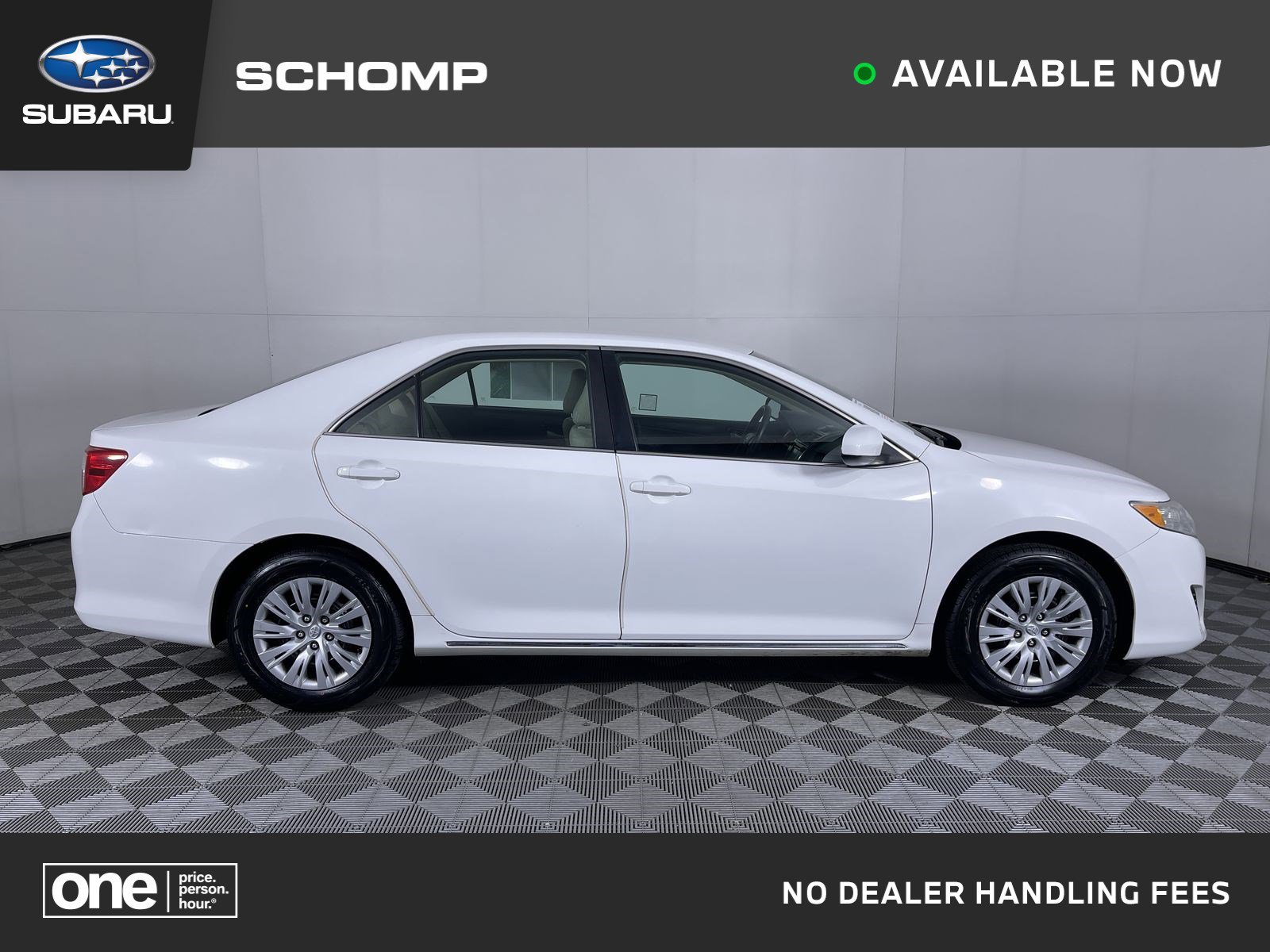 2013 Toyota Camry LE's photo