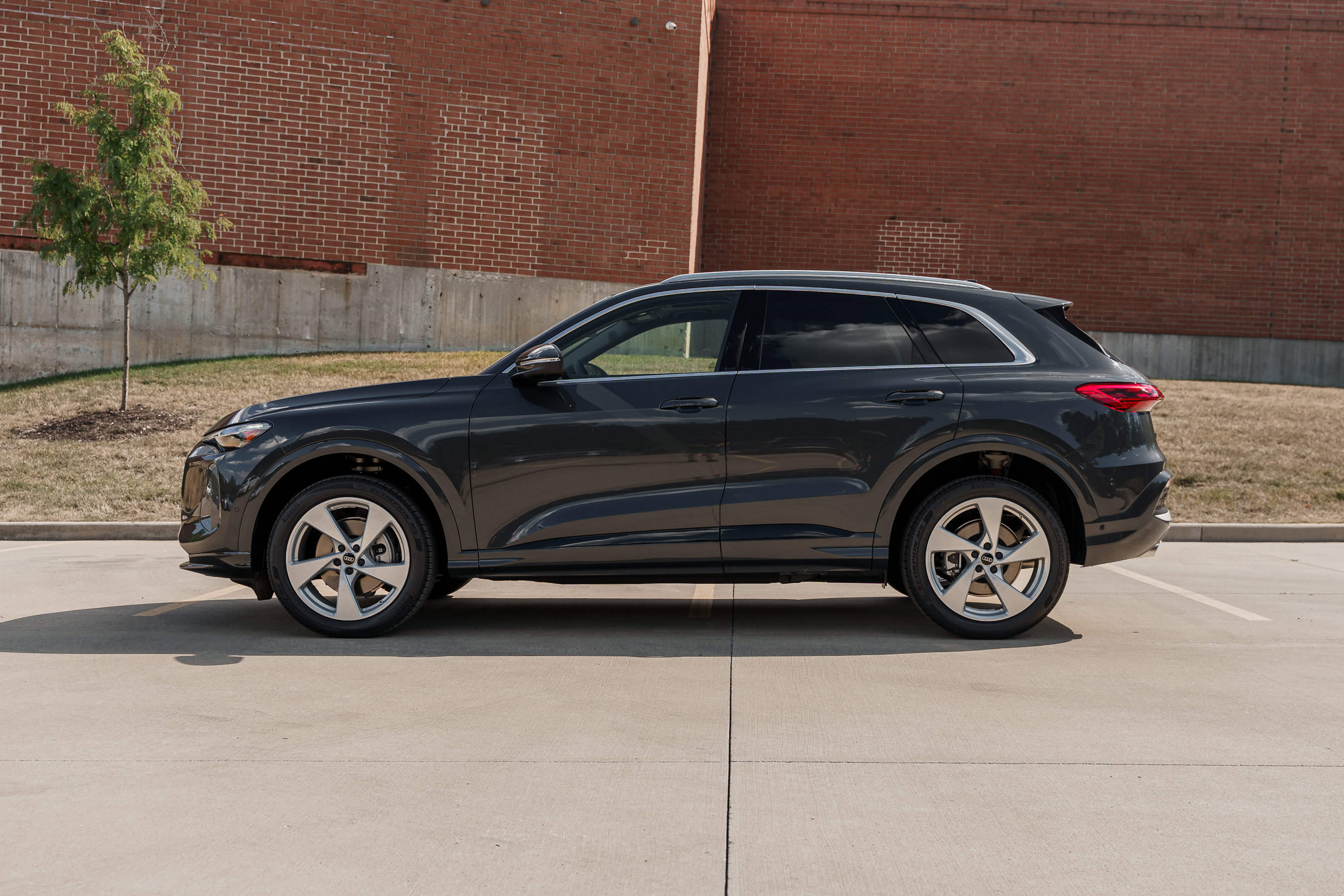2025 Audi Q5 Premium Plus photo 6