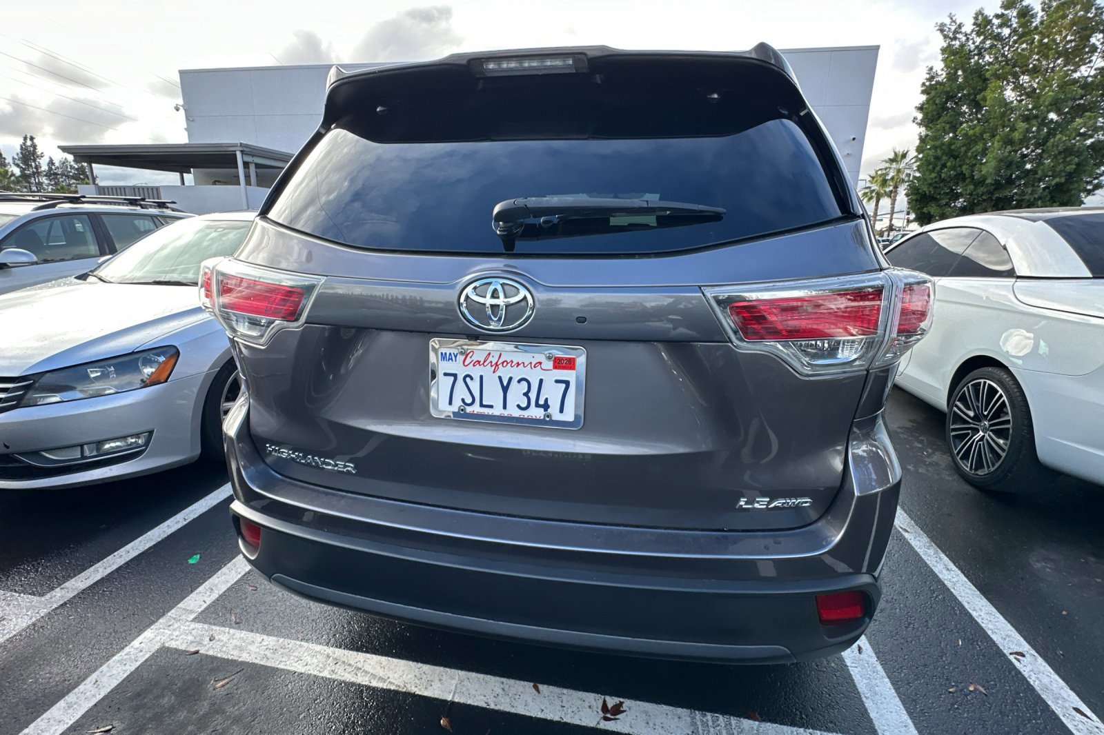 2016 Toyota Highlander Base Hybrid photo 3