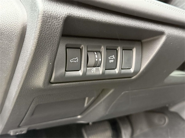 2025 Subaru Outback Touring XT photo 26