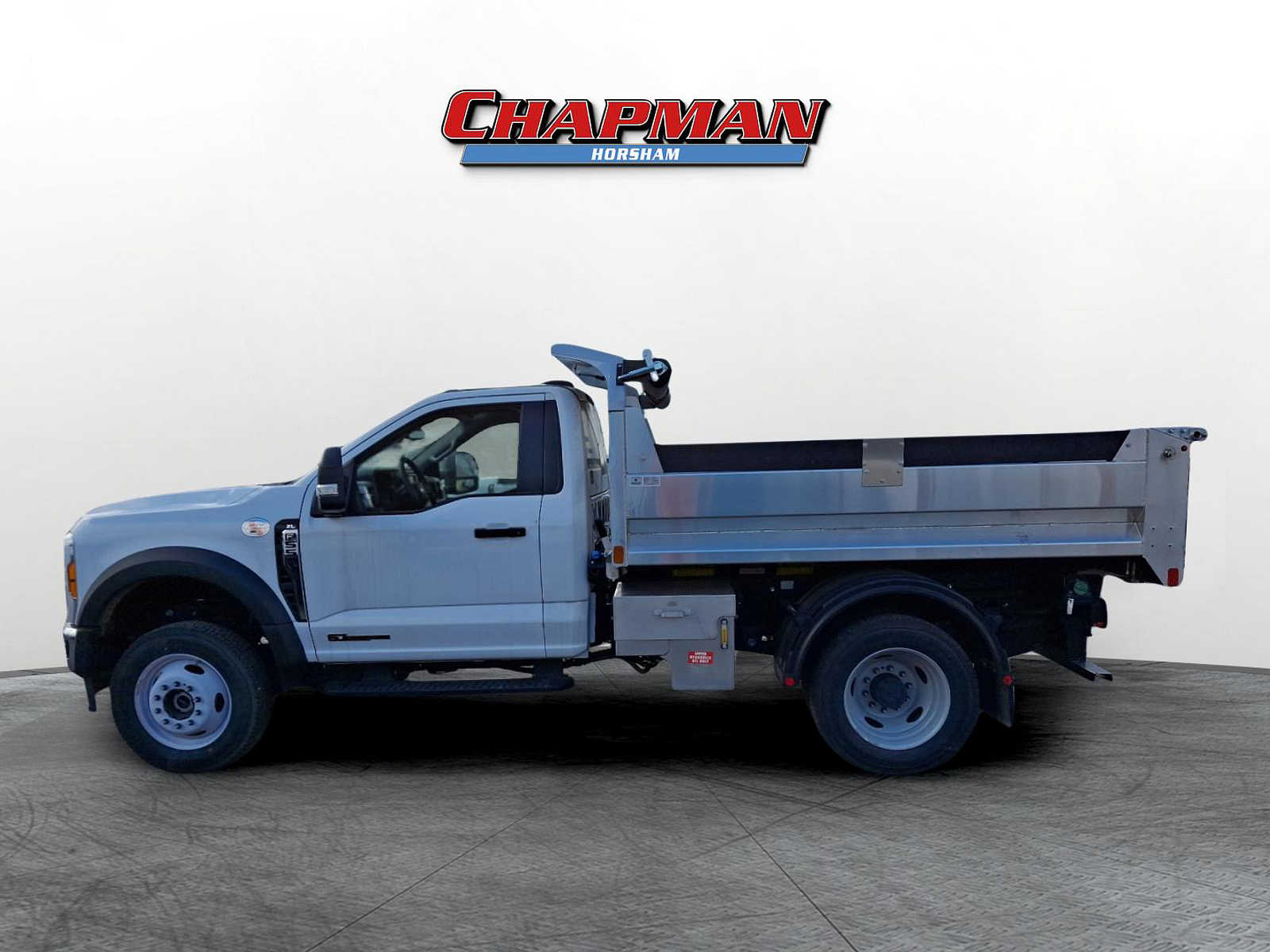 2023 Ford F-550 XL photo 4