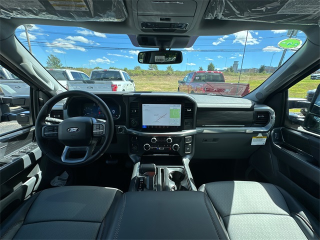 2026 Ford F-350 Lariat photo 15