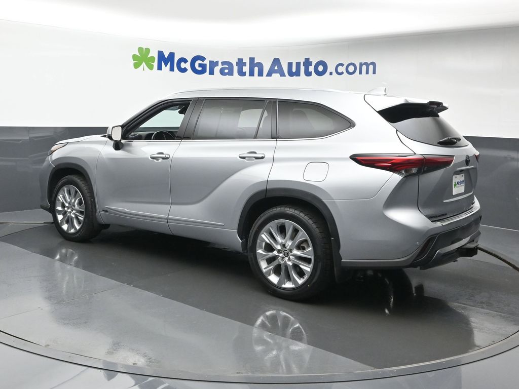 2022 Toyota Highlander Hybrid Limited photo 22