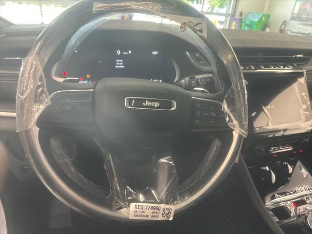 2025 Jeep Grand Cherokee Altitude X photo 15
