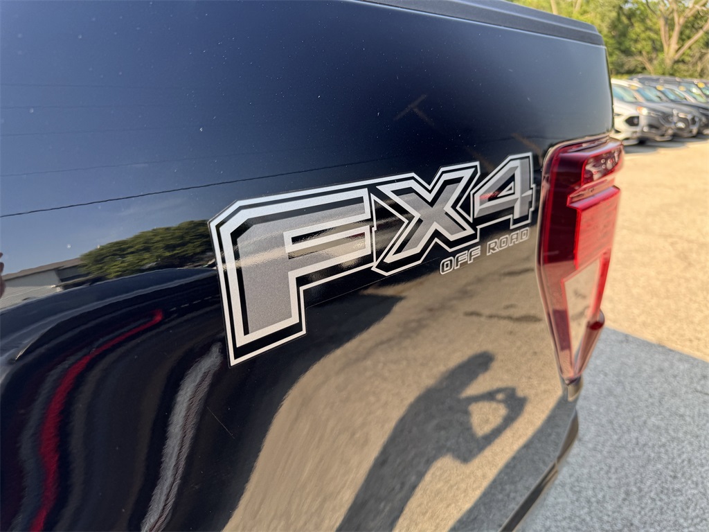 2025 Ford F-150 STX photo 13