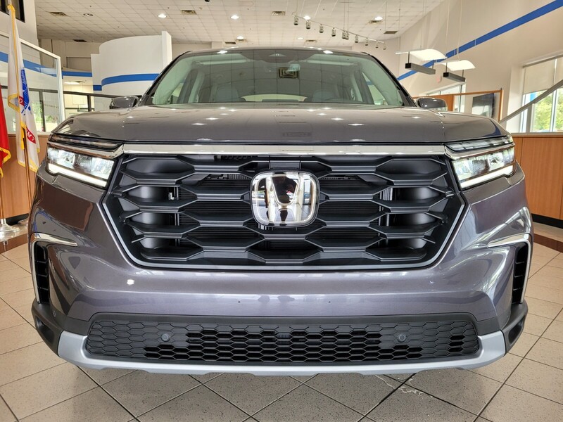 2025 Honda Pilot EX-L photo 2