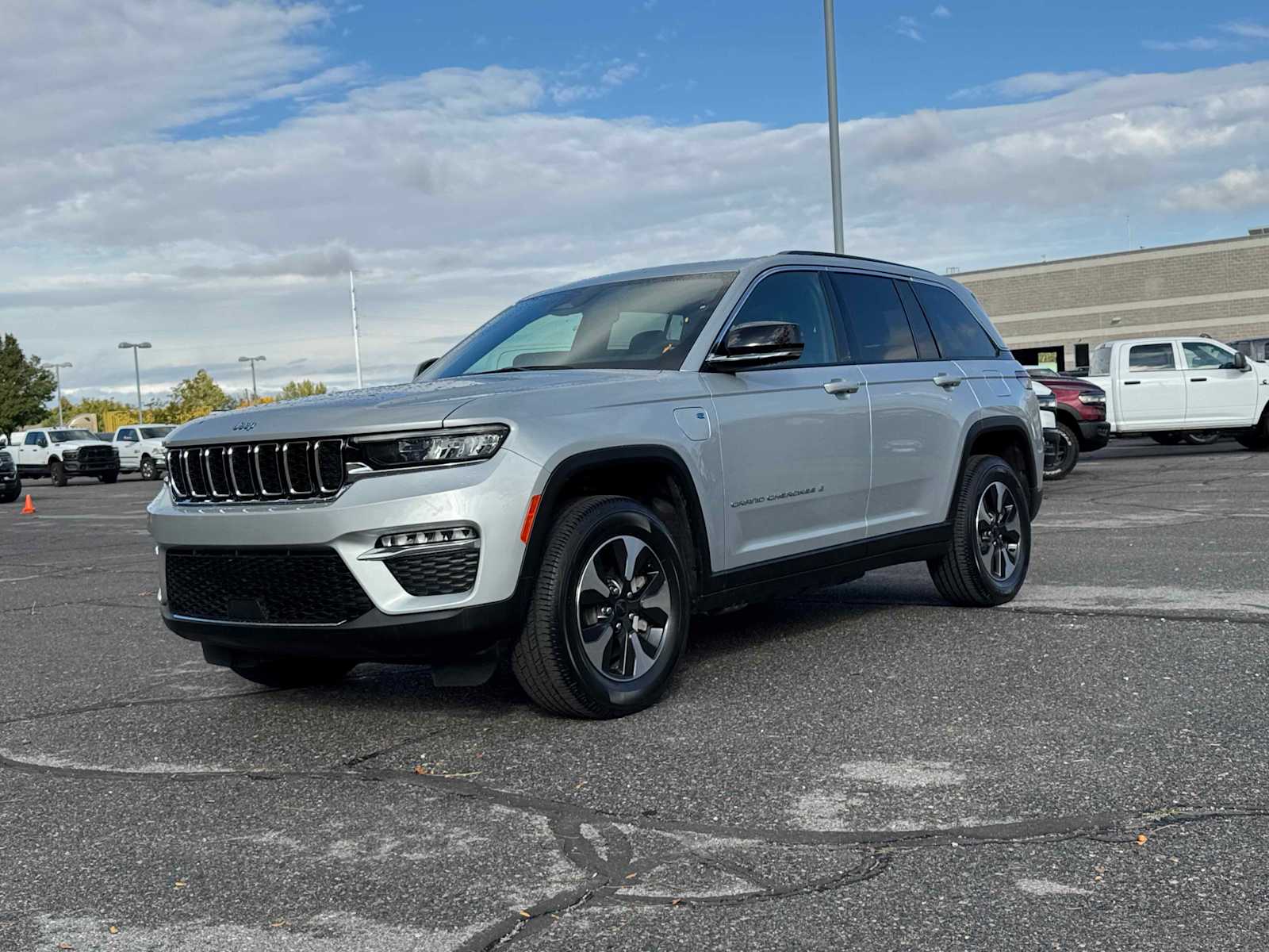 2024 Jeep Grand Cherokee 4xe's photo
