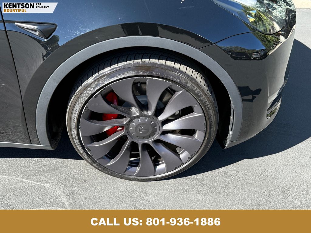 2023 Tesla Model Y Performance photo 14