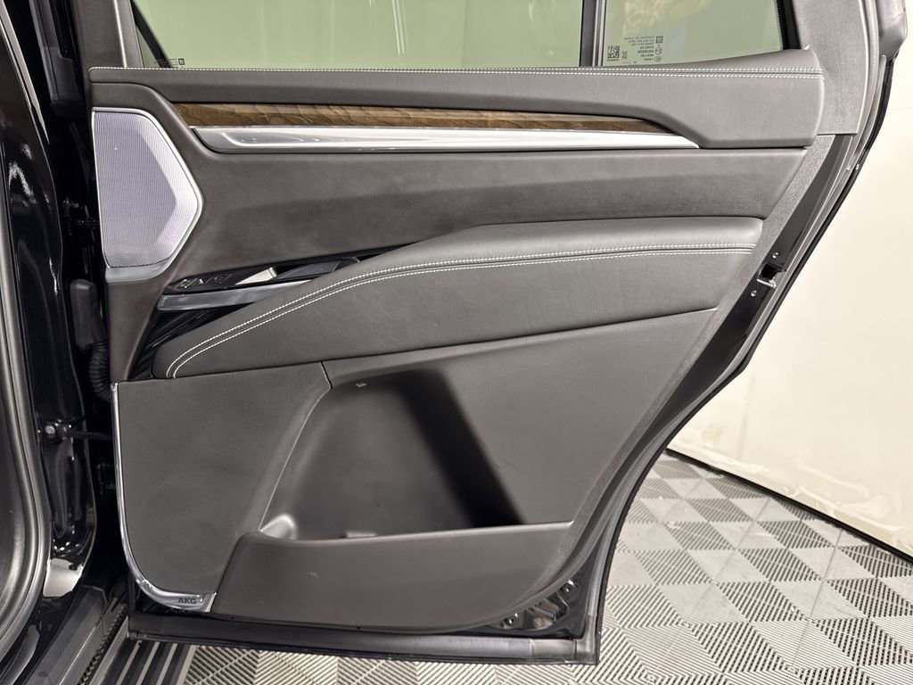 2025 Cadillac Escalade Sport Platinum photo 14