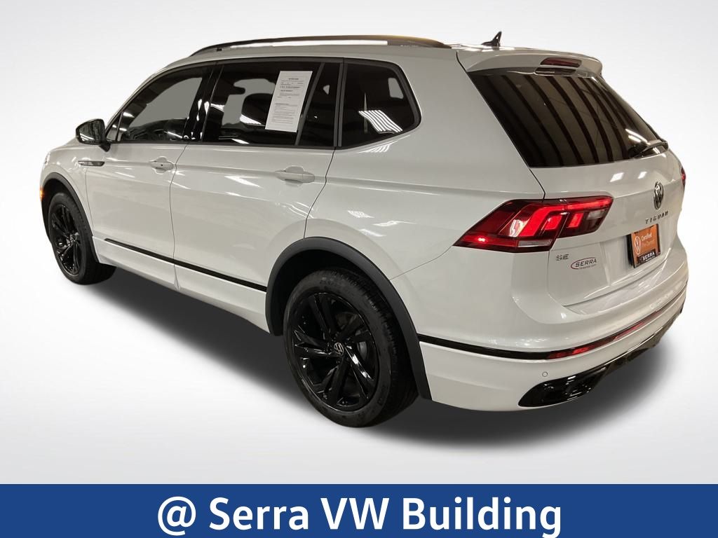 2024 Volkswagen Tiguan SE R-Line Black photo 3